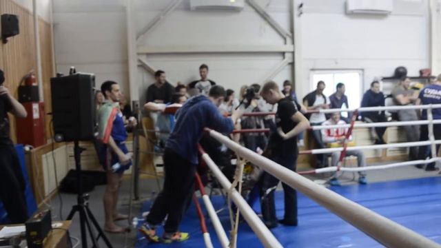 Клуб "Панчер" в крас.углу выступает Судья Вадим Алексеевич! смотреть онлайн