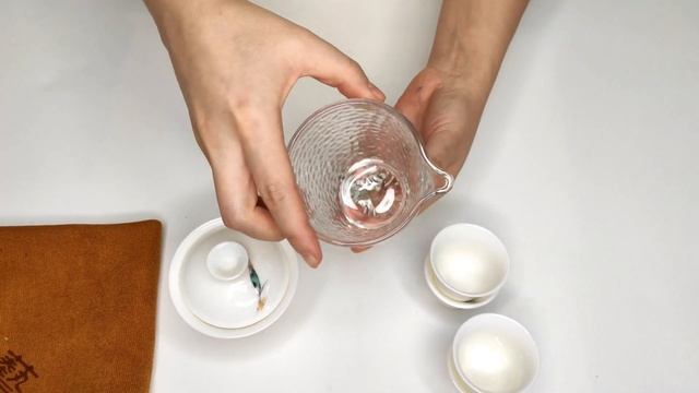 Белый фарфоровый набор для чайной церемонии, сумка и чайный набор на 4 персоны смотреть онлайн