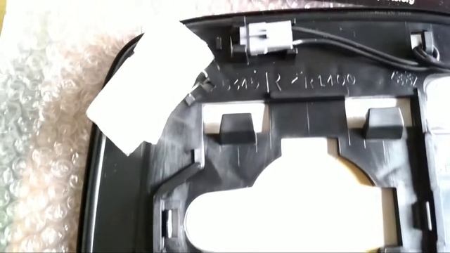 Оригинальный зеркальный элемент зеркала заднего вида Toyota 8793126190 смотреть онлайн