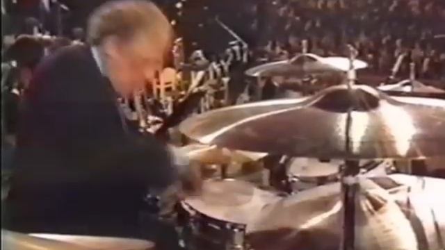 BUDDY RICH IMPOSSIBLE DRUM SOLO *HQ* смотреть онлайн