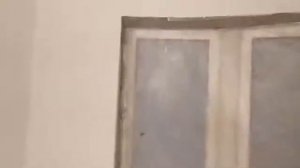 Закрыть (спрятать) батарею отопления в комнате на кухне квартиры красиво гипсокартонном снято видео