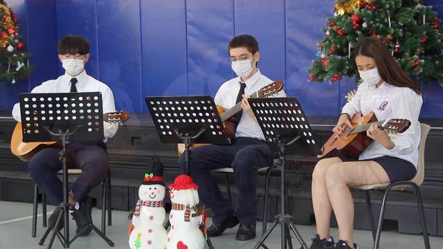 AIS WF 2021 | HS Guitar Ensemble — Christmas Carol Medley смотреть онлайн
