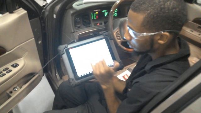 Body control module test with scan tool смотреть онлайн