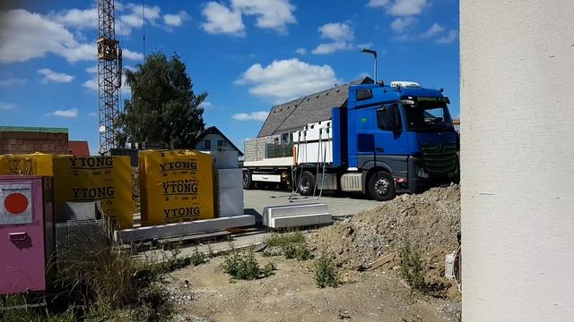 39. Привезли БЛОКИ Ytong для второго этажа. Какие ОКНА? Строительные НОВОСТИ | Свой дом в Германии смотреть онлайн