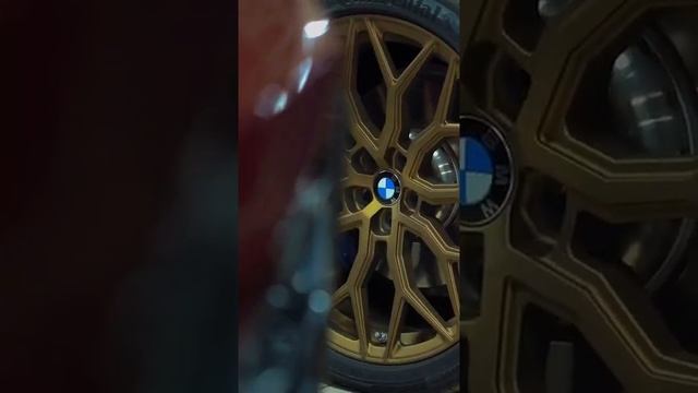 Тюнинг БМВ. Классический карбон. Рваный, кованый, мраморный карбон. Юбки, пороги, спойлера, клыки… смотреть онлайн