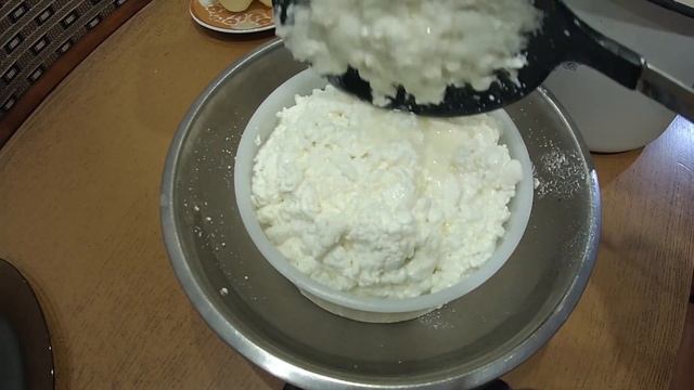 Рецепт домашнего сыра из молока. смотреть онлайн