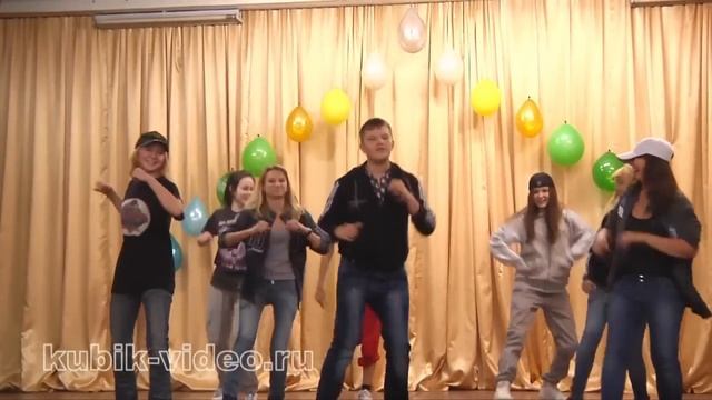 Средняя школа №50. Праздник осени 2012. Выступление 9"А" смотреть онлайн