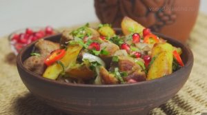 Знаменитые ОДЖАХУРИ — жареное мясо с картофелем для семейного ужина.
