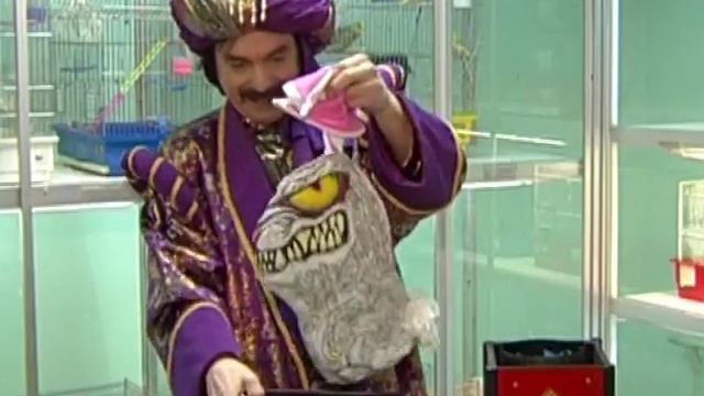 Амаяк Акопян и кролик | The Greatest Russian Miracle Maker