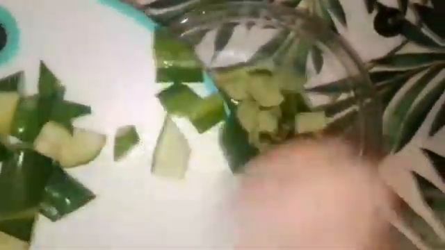 Рецепт простого салата.Recipe for a simple salad. #recipe for a simple salad.#fast #salad смотреть онлайн