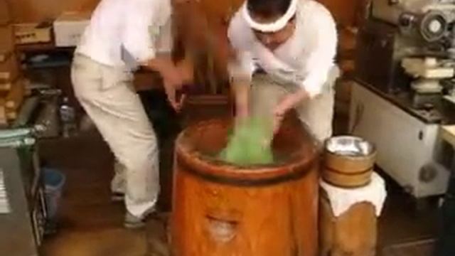 Как месить тесто