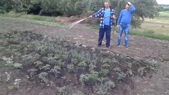 Поливалка с масло насоса НШ 10 работает на 100 ℅ смотреть онлайн