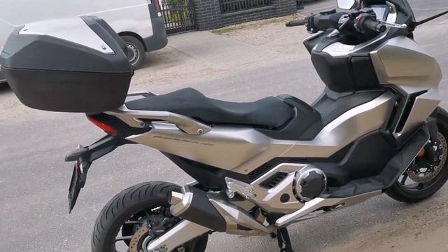 Honda Forza 750 2021r смотреть онлайн