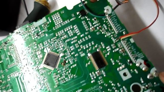 USB AUX bluetooth в любую магнитолу своими румкаи[Mechanik Lilian] смотреть онлайн