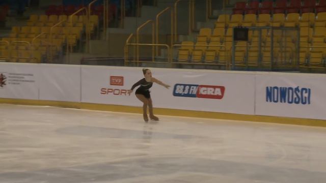 27 Viktoria Lind BJORNSDOTTIR ISL SP NOVICE MTC2017 смотреть онлайн