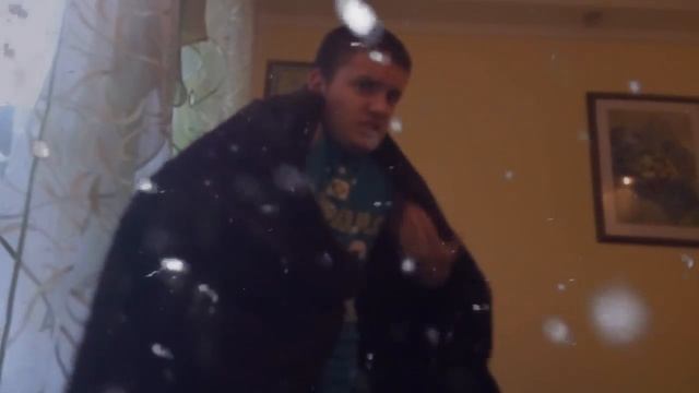 Vine: Зима уже близко (Когда забыл закрыть дверцу холодильника ) смотреть онлайн