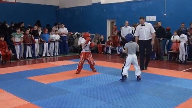 Цолин Никита 2.1 ЛАЙТ 14.02.16 Чемпионат и Первенство г.Севастополь по кикбоксингу WAKO смотреть онлайн