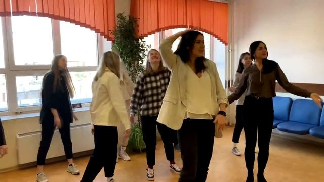 11в поздравление с 23 февраля смотреть онлайн