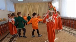 Русская народная игра "Заря-заряница"