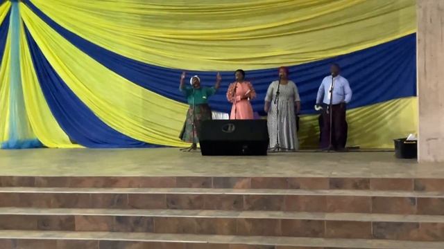 Song: umhlengi wam uyaphila смотреть онлайн