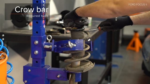Come sostituire ammortizzatori anteriori su FORD FOCUS 2 (DA) [TUTORIAL AUTODOC] смотреть онлайн