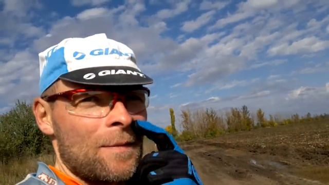 Осенний рейд или под звук шуршащих листьев смотреть онлайн