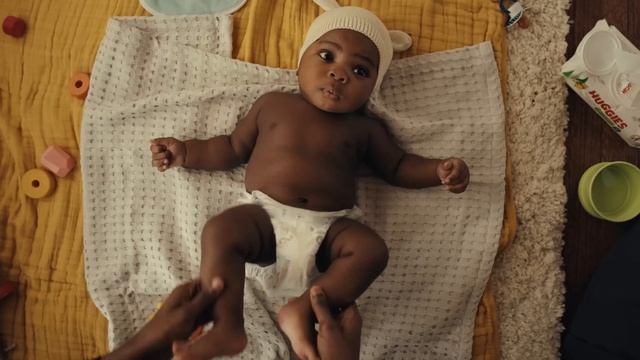 For All Baby Butts | Huggies Little Snugglers смотреть онлайн