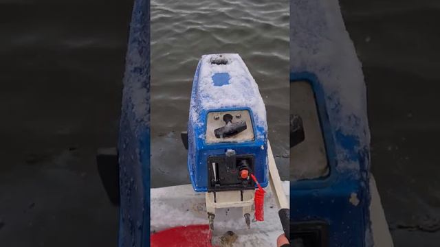 Johnson 3.5 outboard motor cold start -9 celsius смотреть онлайн