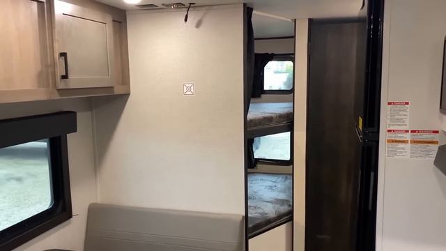 SO EASY with NO Slide & Under 25ft TOTAL! 2024 Go Play 20MB Travel Trailer by Wayfinder RV смотреть онлайн