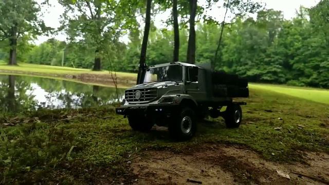 RC4WD MUD BOGGING HEAVY HAULING ZETROS