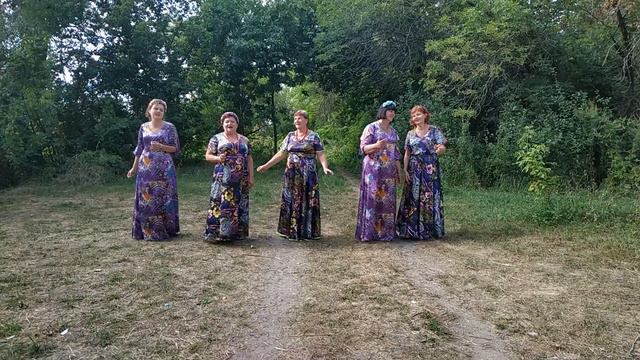 Женский вокальный ансамбль "Созвучие" с. Шелаево - У реки смотреть онлайн