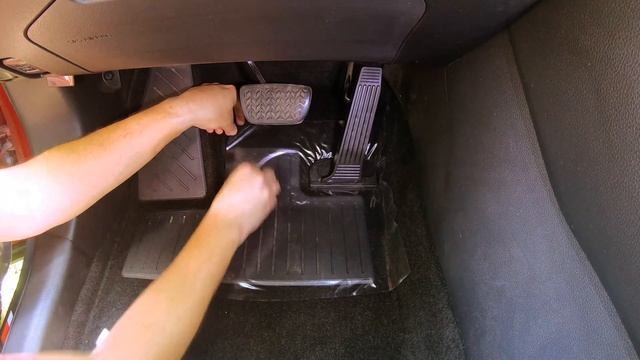 Проблема напольной педали газа Toyota RAV4 XA50