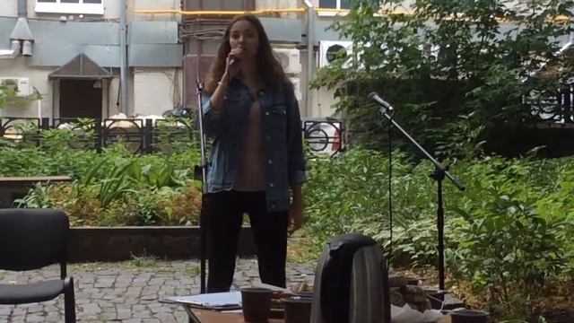 Встречаются, чтоб расставаться… (стихи Игоря Северянина) смотреть онлайн