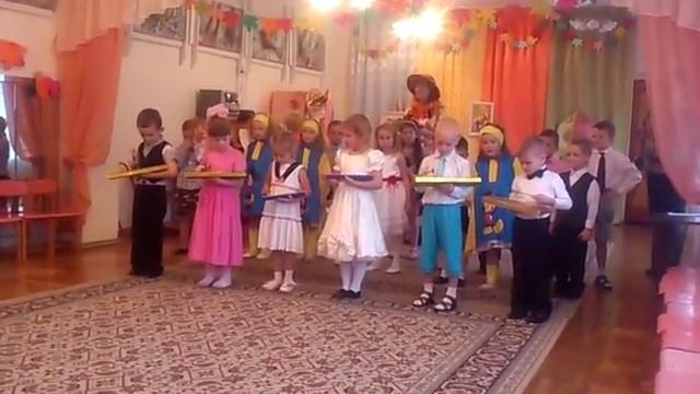 песня дождик муз.рук.Парахневич И.П. смотреть онлайн