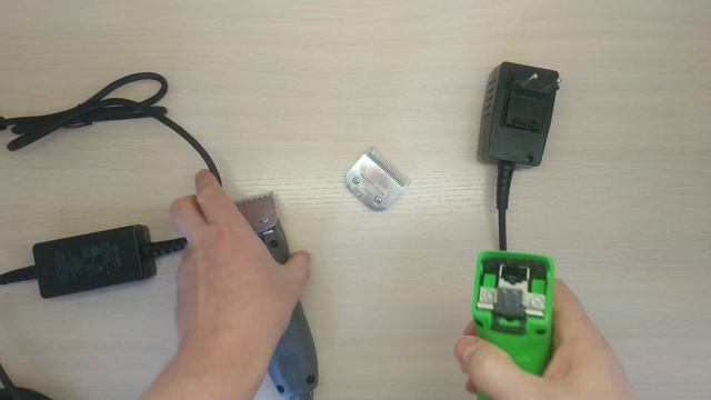 Andis Endurance Vs. Andis AGCB 2-Speed Brushless - сравнение моделей