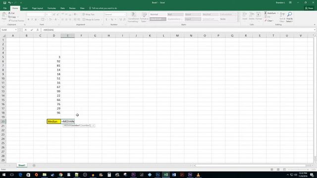 Excel 2016 : How to Calculate Median смотреть онлайн