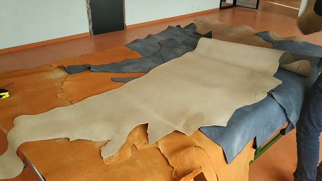 Белорусская натуральная кожа распаковка пачки кожи юфть 1.8-2-2mm смотреть онлайн