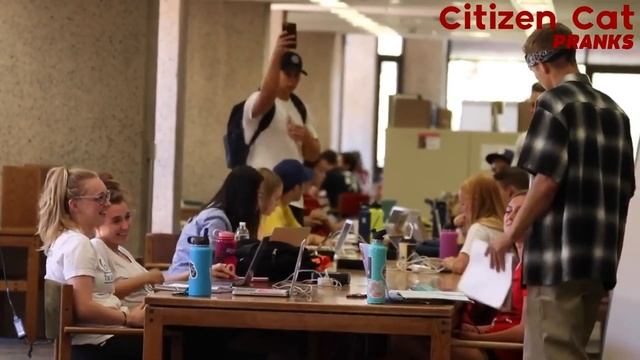 Опасный Чоло читает любовные стихи (Пикап от Хуана) смотреть онлайн