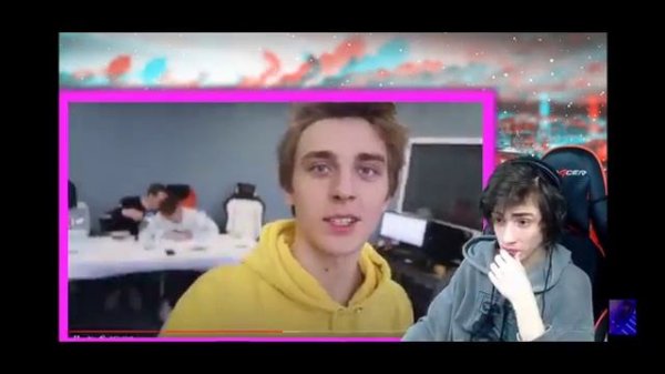 Бодя смотрит Влада А4 кто первый выпьет 5 литров воды.