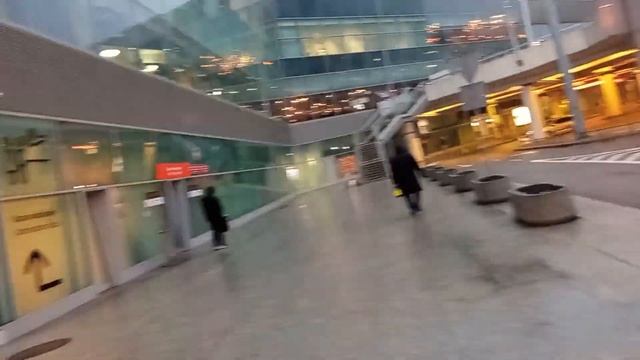 Варшава. Международный аэропорт. смотреть онлайн