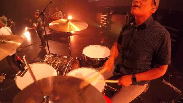 Mighty To Save by Hillsong - Live Drum Cam 2016 (HD) смотреть онлайн