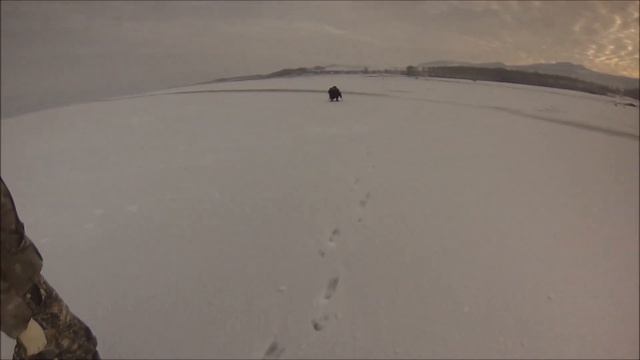 С топориком на первый лёд... Не рыбалка на стадионе.. смотреть онлайн