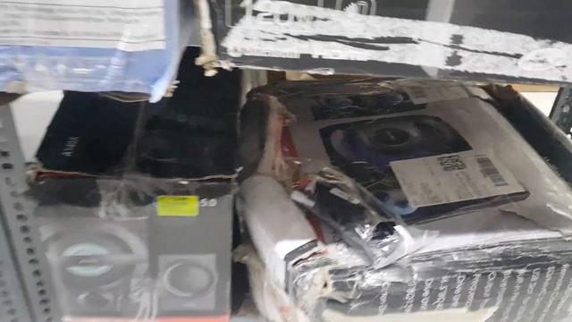UpTo 80%? in Retail?cheapest mobile market in Delhi?| ? MOBILES/WATCHES/Speakers| OM MOBILES Delhi смотреть онлайн