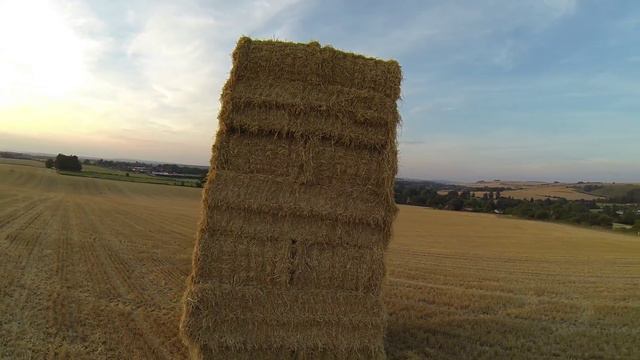 Haystacks and FPV crash, QAV540g смотреть онлайн