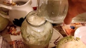 Как заквасить  капусту в банке кусочками. ОЧЕНЬ ЛЁГКИЙ СПОСОБ!