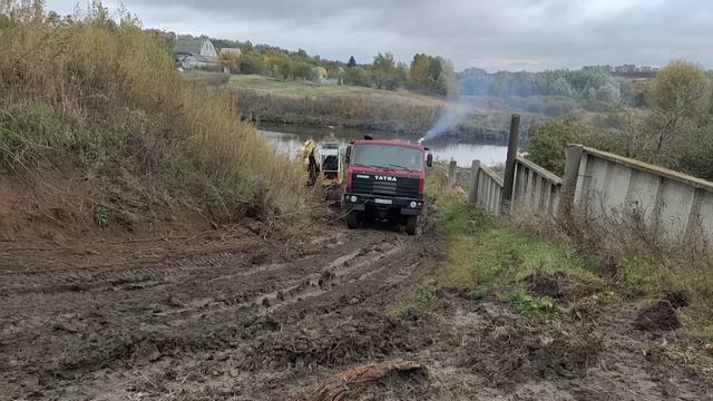 СПАСЕНИЕ ТАТРЫ.самка на мокрой глине!!!!!!! смотреть онлайн
