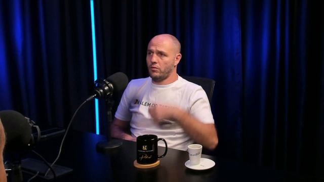 Karatê e Além: Encontro com Sensei Roberto Santana e Danilo Peres, faixa preta. смотреть онлайн
