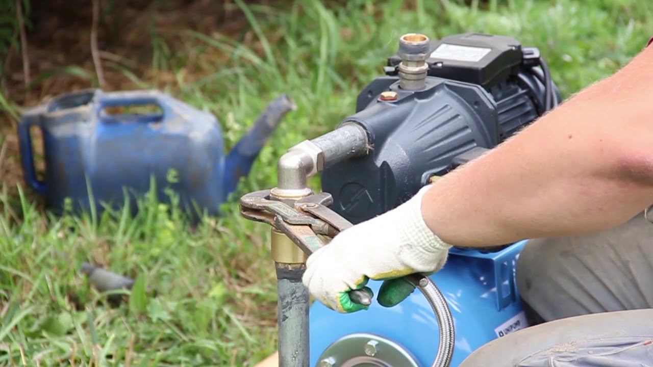 Монтаж насосной станции UNIPUMP AUTO JET 100 L смотреть онлайн
