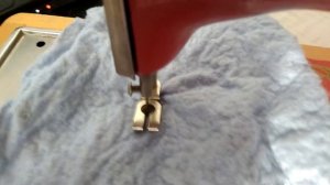 детская швейная машина ДШМ-1 в работе