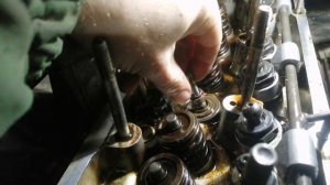 Замена маслосьемных колпачков шевроле нива. Слетели маслосьемные колпачки. высокий расход масла.